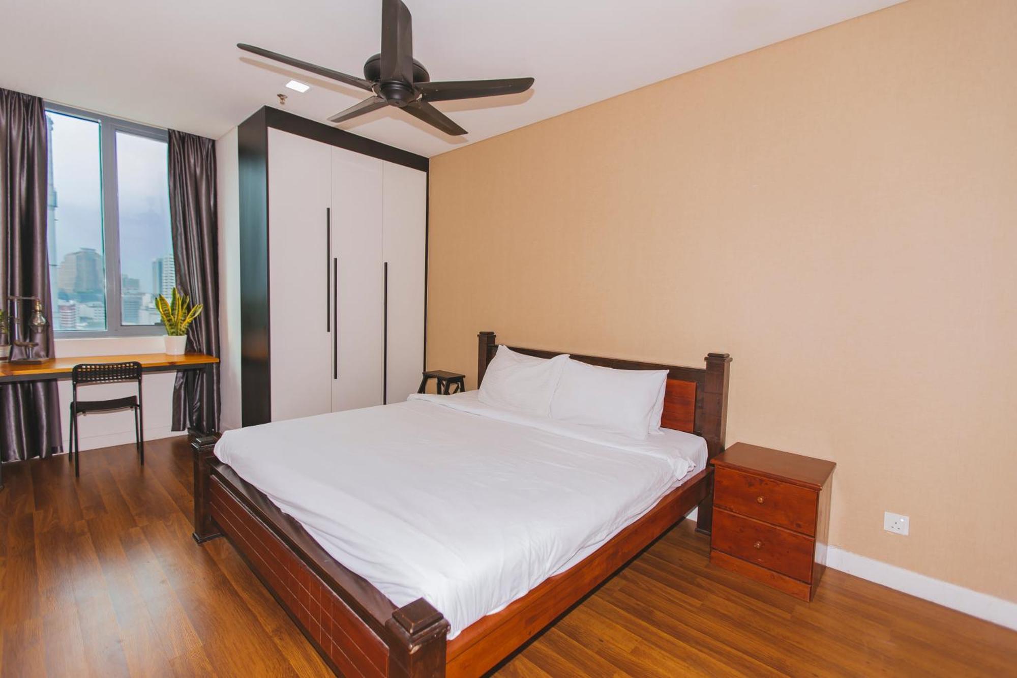 Summer Suites Klcc By Apartx Kuala Lumpur Esterno foto