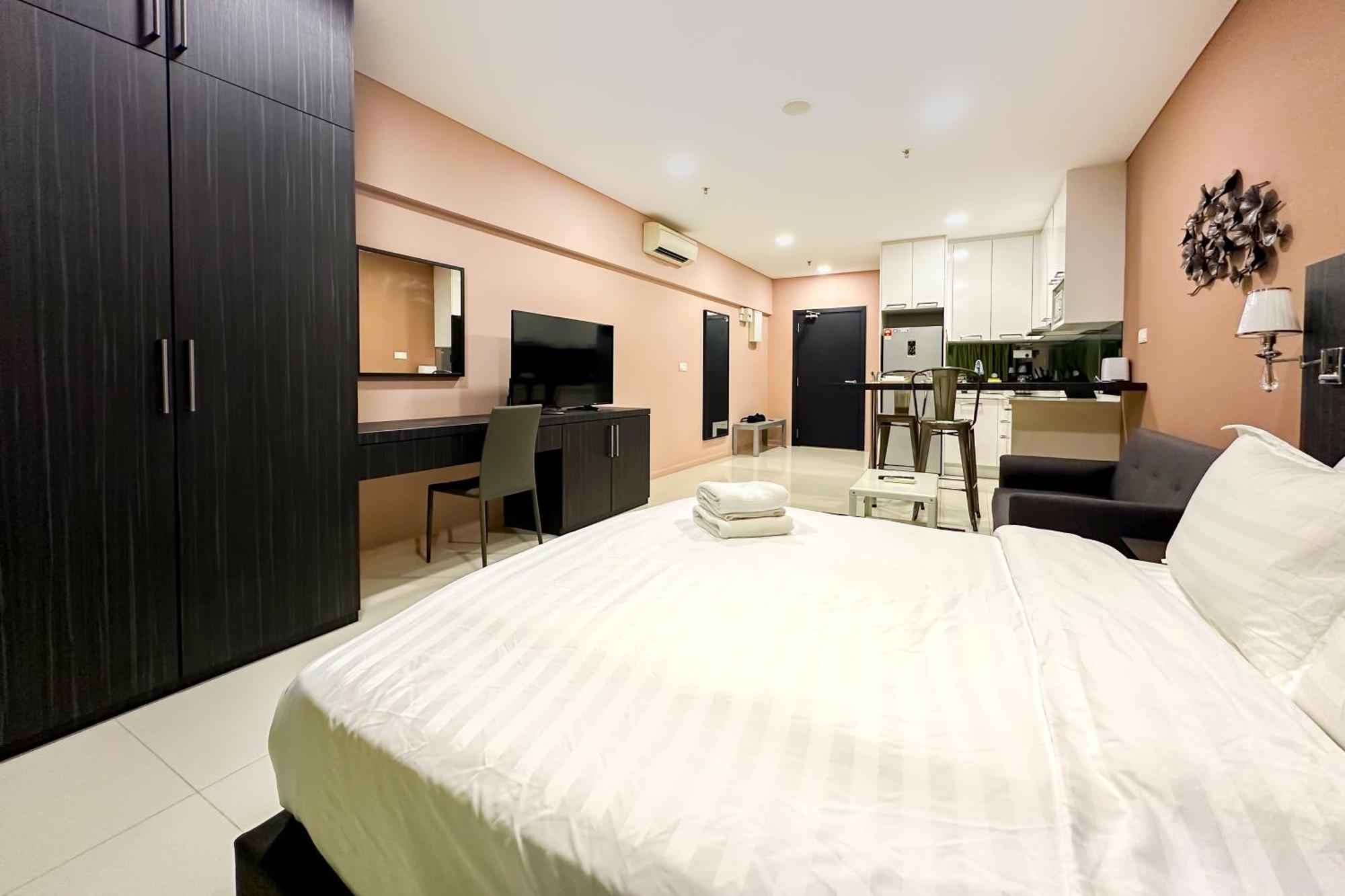Summer Suites Klcc By Apartx Kuala Lumpur Esterno foto
